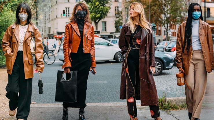 The 13 Best Brown Leather Jackets for Women According to Paris Street Style | Vogue